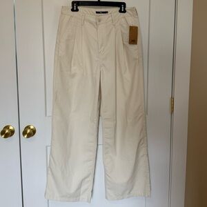 NWT Vans cream colored pants